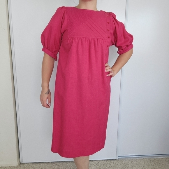 VINTAGE Leslie Fay Union Made Fuchsia Puff Sleeve Belted Dress 1970s Lady - Picture 3 of 17